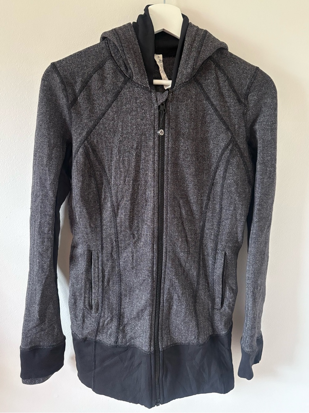 Lululemon Daily Practice Jacket Size 8